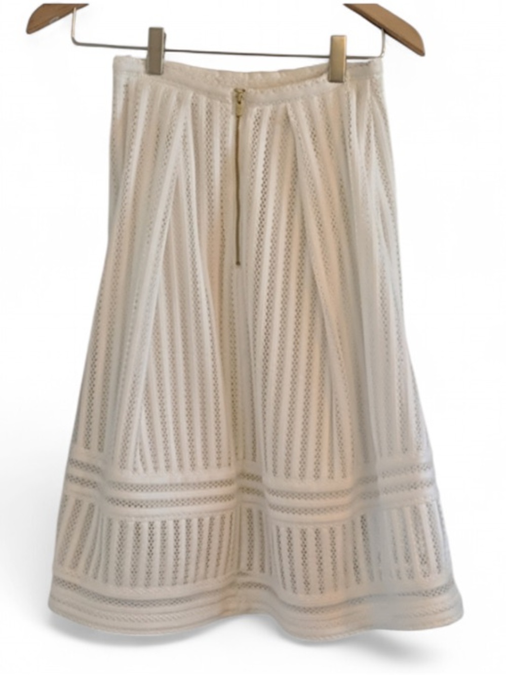 H&M white midi skirt, eyelet fabric, an A-line silhouette, size 4 - Picture 3 of 5